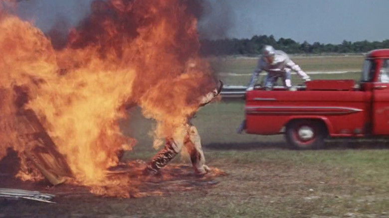 кадр из фильма Red Line 7000