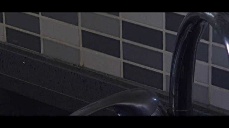 кадр из фильма Dote on Blood