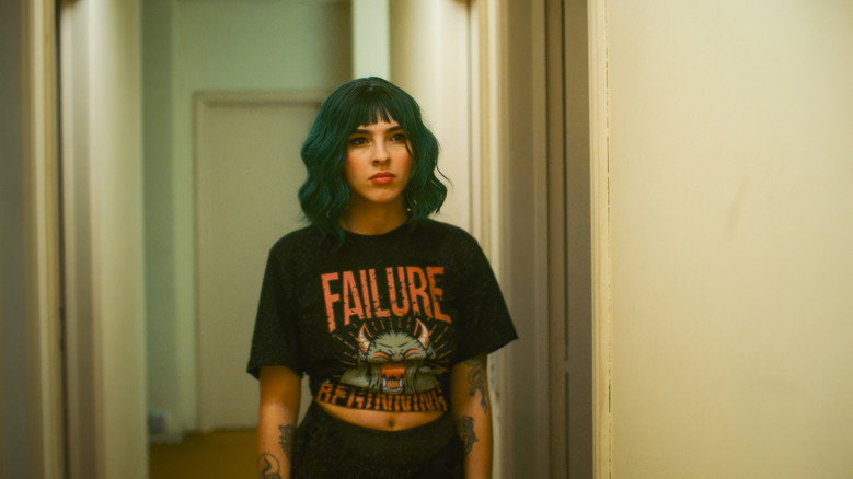 кадр из фильма Truly Naked