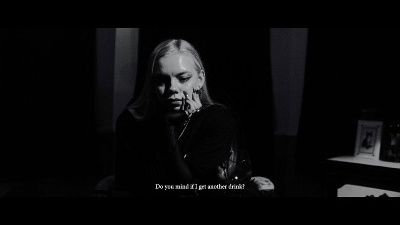 кадр из фильма Breakups Suck