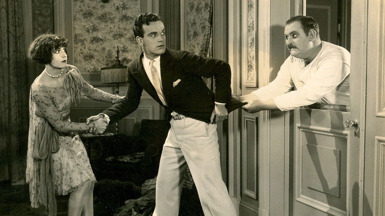 кадр из фильма Cupid and the Clock