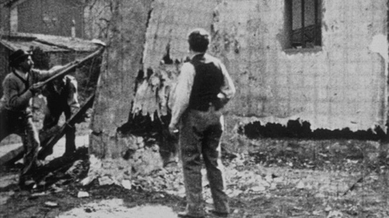 кадр из фильма Démolition d'un mur