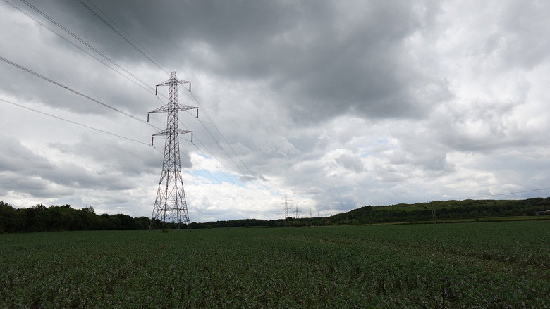 кадр из фильма Blood Bond