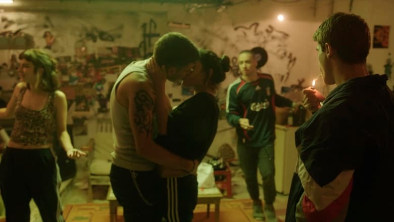 кадр из фильма Hijos de Mayo