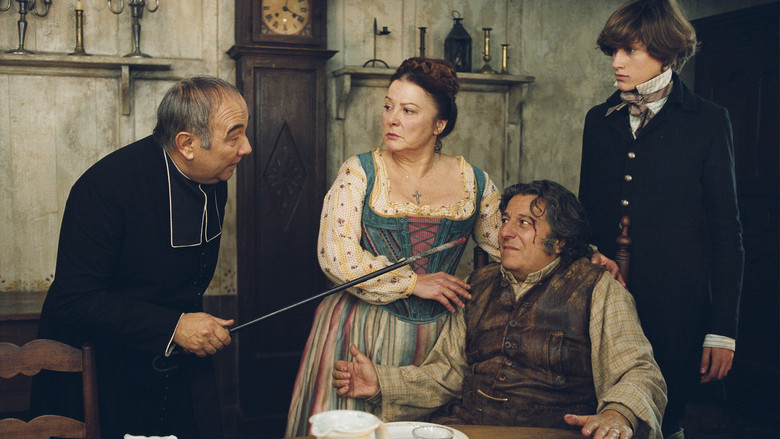 кадр из фильма Красный отель