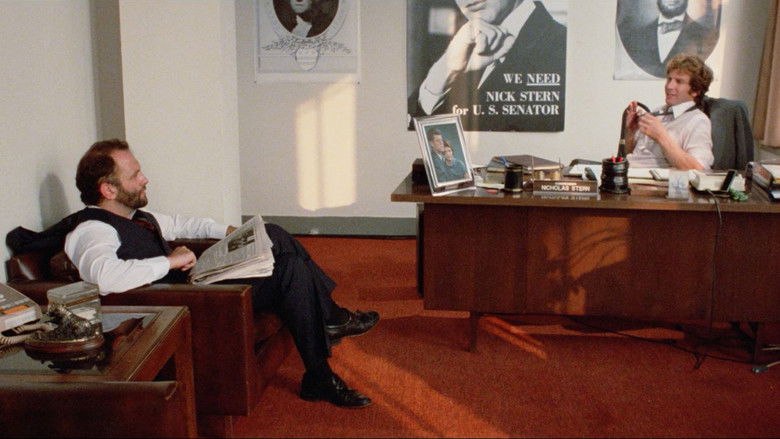 кадр из фильма Связи с общественностью