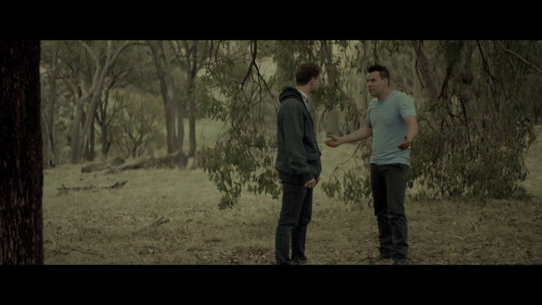 кадр из фильма Затаившийся в лесу