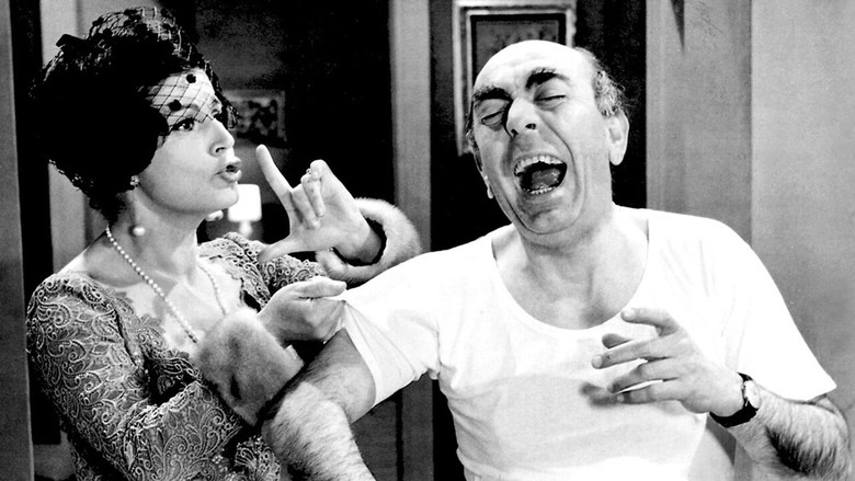кадр из фильма Φωνάζει Ο Κλέφτης