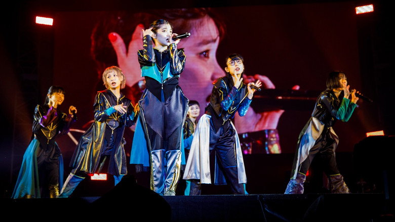 кадр из фильма BiSH SPARKS “DAYDREAM NATiON” EPiSODE 2 at 真駒内セキスイハイムアイスアリーナ