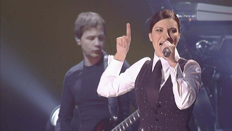 кадр из фильма Laura Pausini: Live In Paris 05