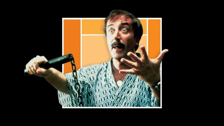 кадр из фильма Розовая пантера наносит ответный удар