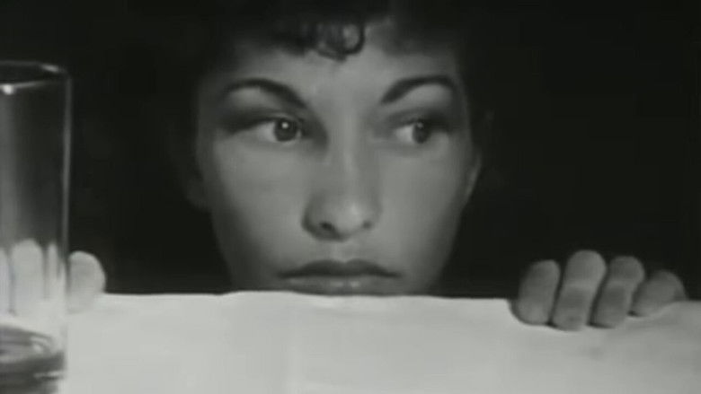 кадр из фильма At Land