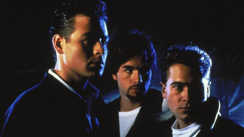 кадр из фильма Среди друзей