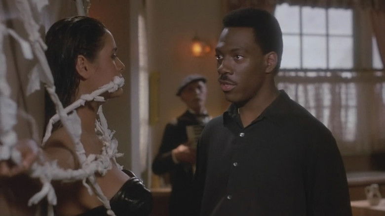 кадр из фильма Золотой ребенок