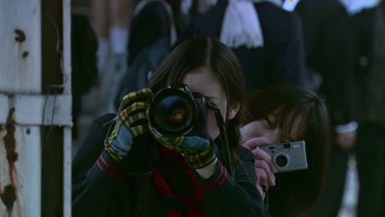 кадр из фильма Хана и Алиса