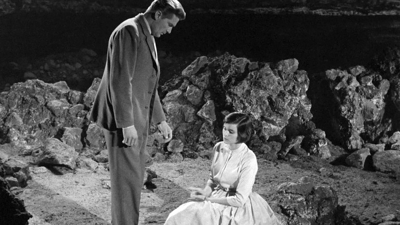 кадр из фильма Это называется зарей