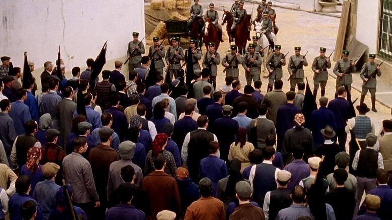 кадр из фильма Até Amanhã, Camaradas