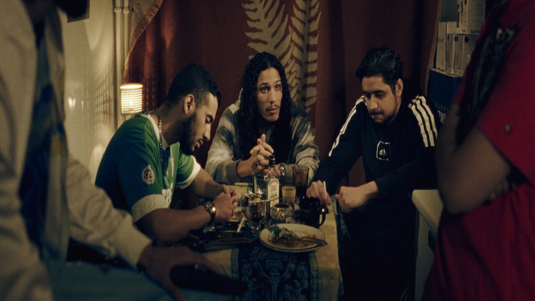 кадр из фильма Мгла