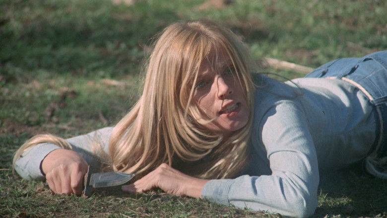 кадр из фильма Остров-тюрьма