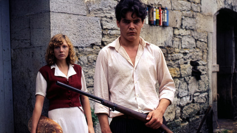 кадр из фильма Лакомб Люсьен