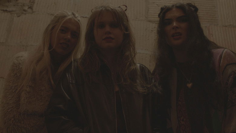 кадр из фильма Let's Kill Case McKenna