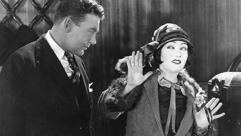 кадр из фильма В руках мужчин