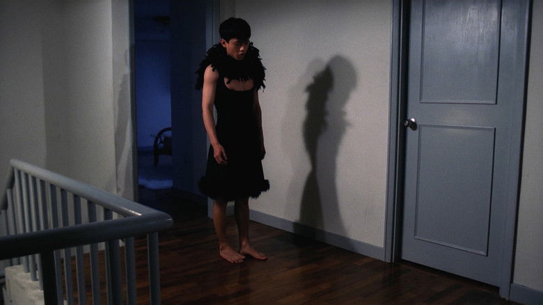 кадр из фильма Да здравствует любовь