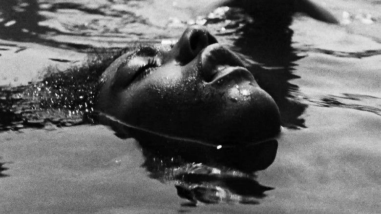 кадр из фильма Сладкая жизнь