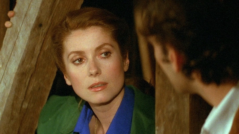 кадр из фильма Отель «Америка»