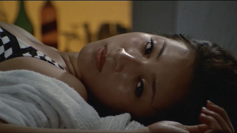 кадр из фильма 夜の歌謡シリーズ　なみだ恋