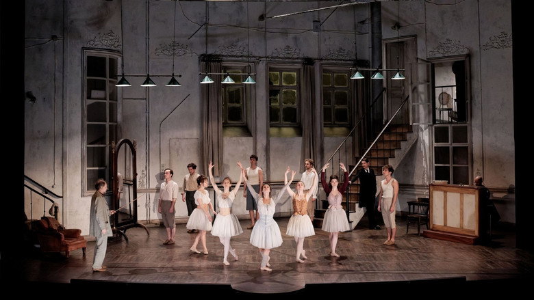 кадр из фильма L'École de Danse