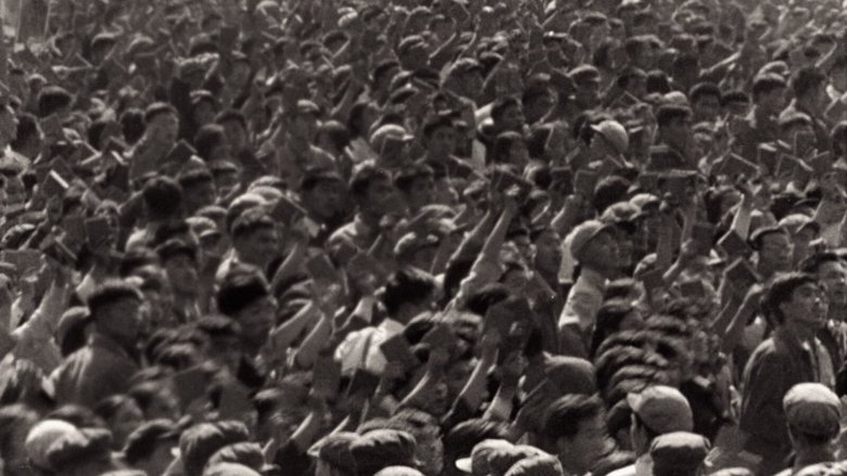 кадр из фильма Зеркало