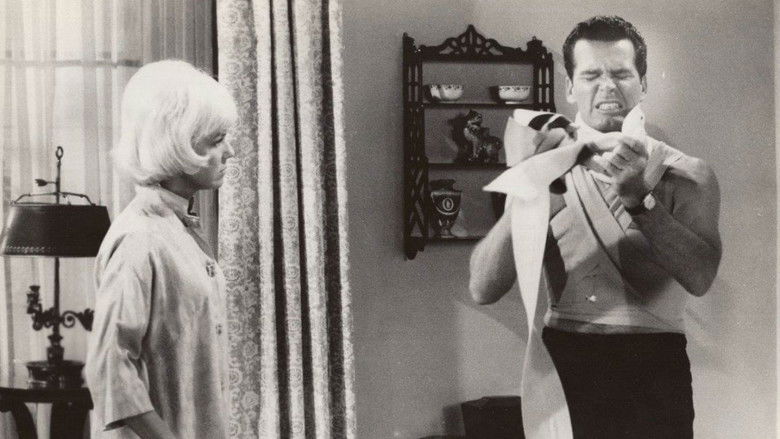 кадр из фильма Я вернулась, дорогой