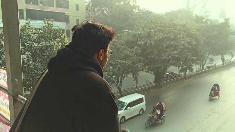 кадр из фильма Life Asks