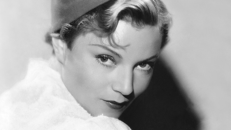 кадр из фильма Суец