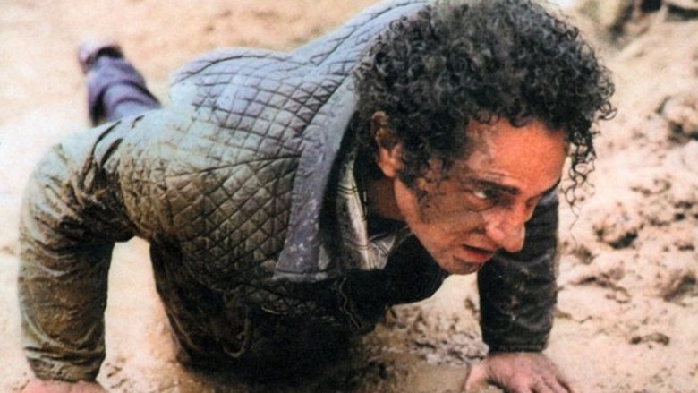 кадр из фильма A Queda