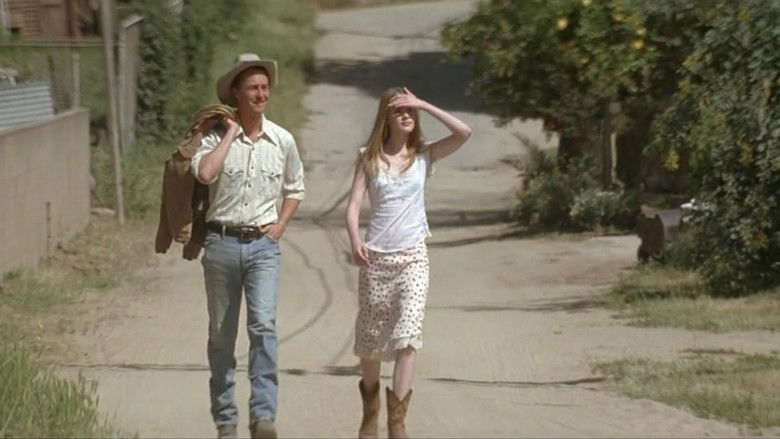 кадр из фильма Это случилось в долине