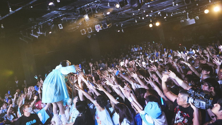 кадр из фильма ano 1st TOUR『トキメキ偏愛♡復讐ツアー』