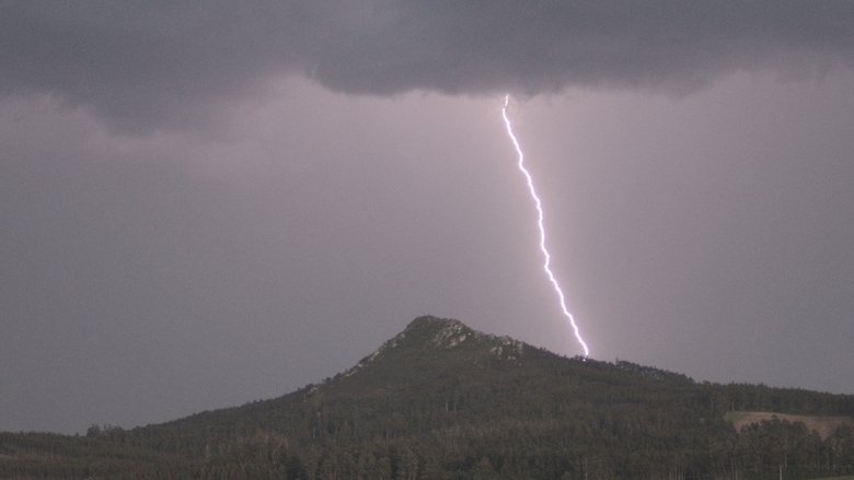 кадр из фильма Pico Sacro