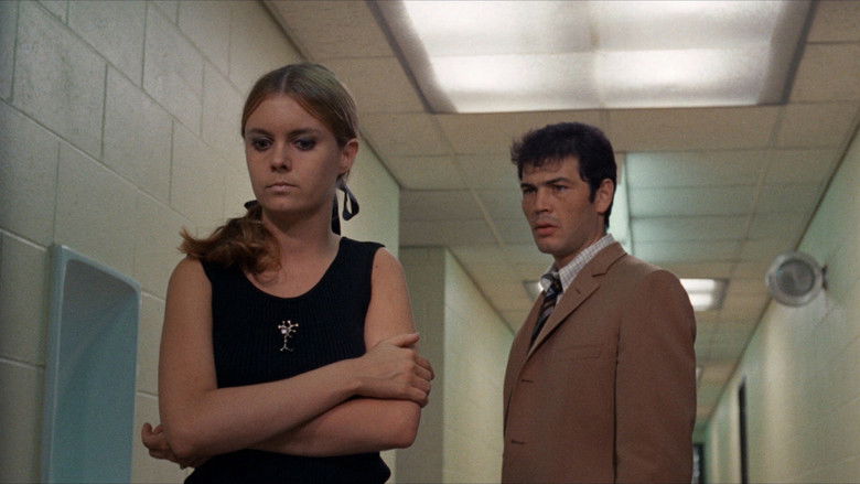 кадр из фильма Холодным взором