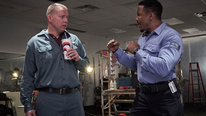 кадр из фильма Вас приветствует внезапная смерть