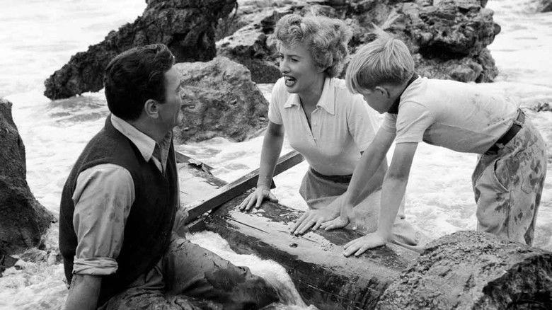 кадр из фильма Опасность