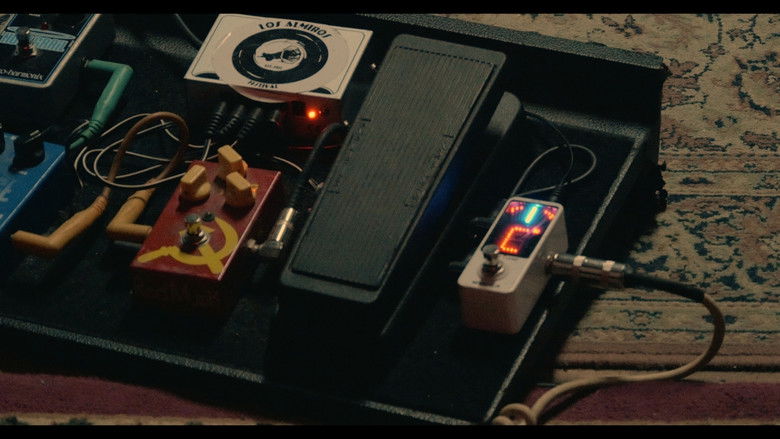 кадр из фильма Μουσικά Σπίτια