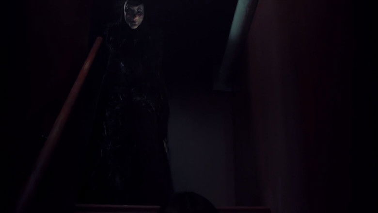 кадр из фильма Разлученные души