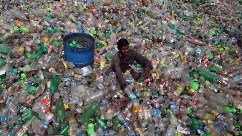 кадр из фильма Plastic Planet