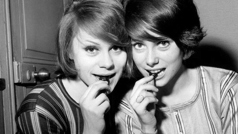 кадр из фильма Les portes claquent