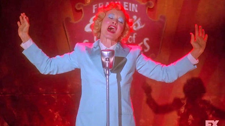кадр из фильма American Horror Story: Freak Show