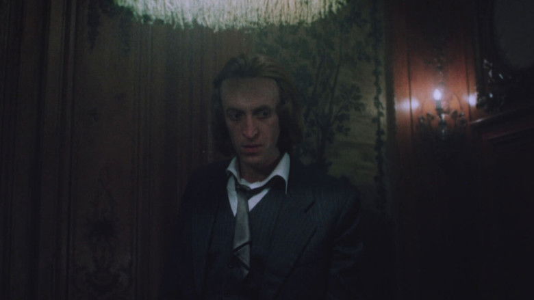 кадр из фильма Господин оформитель