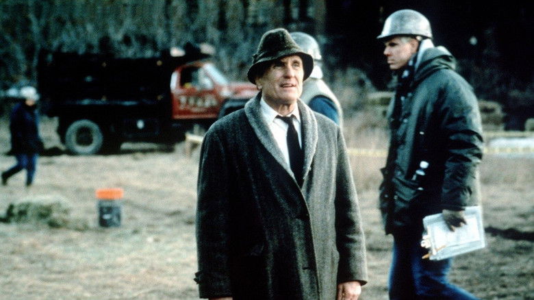 кадр из фильма Гражданский иск