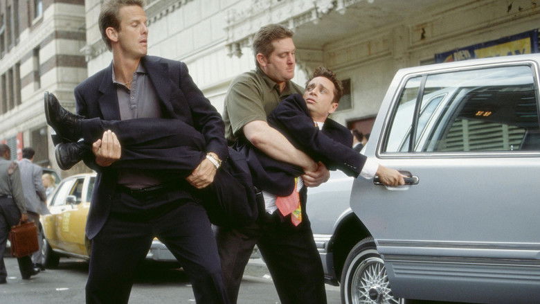 кадр из фильма Спецагент Корки Романо